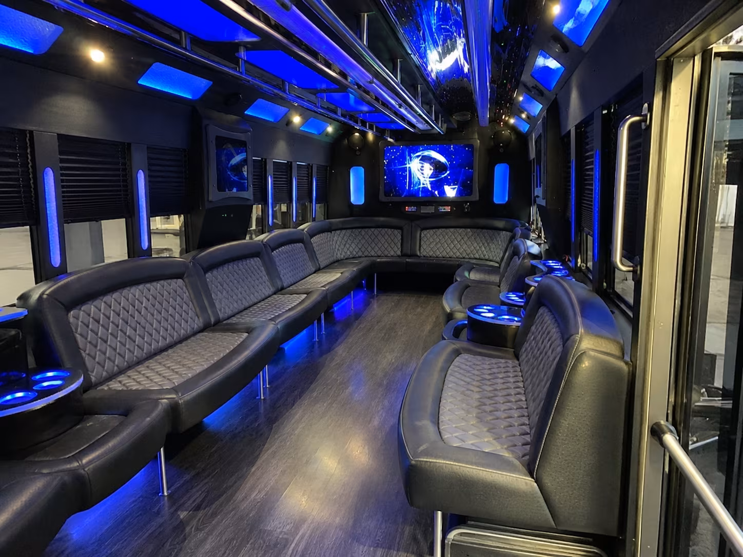 Redmond Birthday, Sweet 16, & Quinceañera Party Bus Rentals