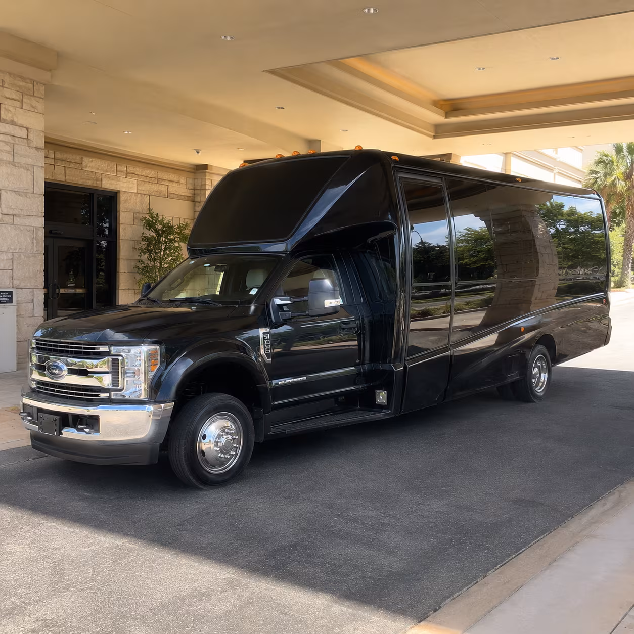 Redmond Homecoming & Prom Party Bus Rentals