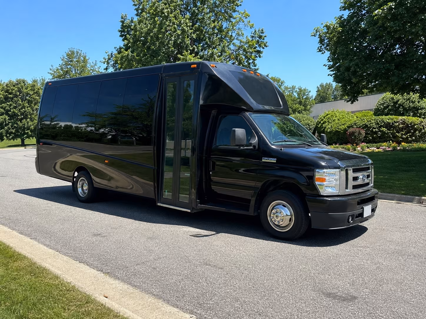 Renton Homecoming & Prom Party Bus Rentals