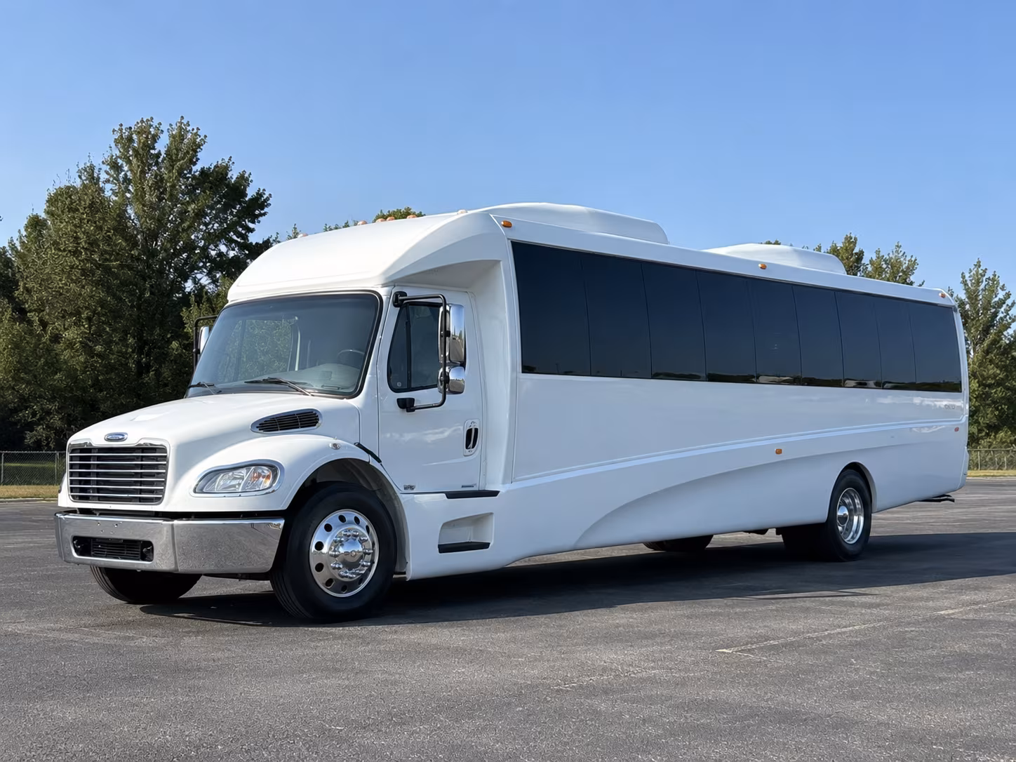 Seattle Winery Tour & Pub Crawl Transportation party bus exterior